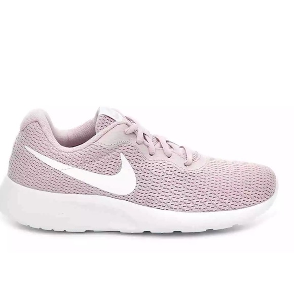 nike wmns tanjun particle rose